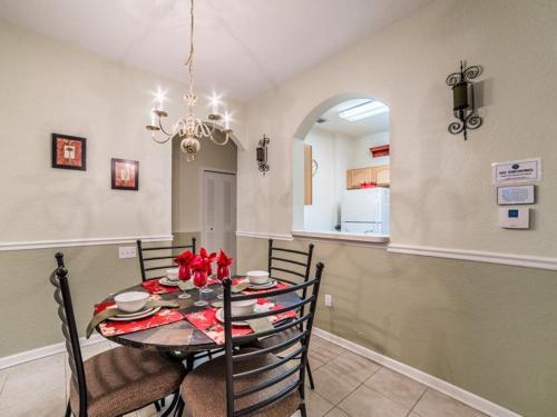 Windsor Hills Gold - 200 Condo