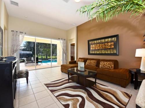 Comrow Lodging 7742