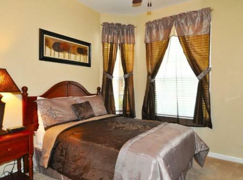 Comrow Home 7664