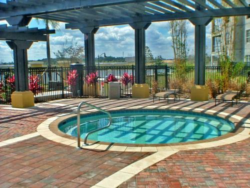 Shoreway Apartment 5036-203