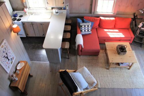 14 Alden - 3 Bedroom