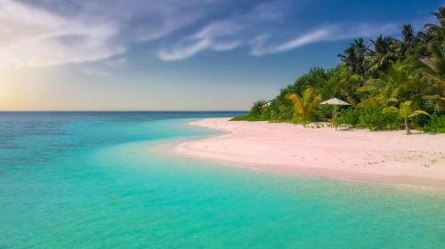 The Beach Getaway W Pool