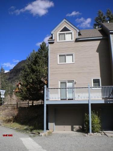 Eolus 526 Townhouse