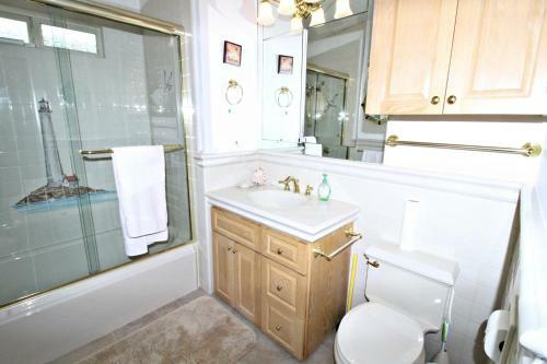 3321o - 1235387 Double Decker Dream House