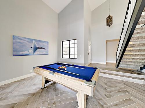 2311 Victoria Avenue Home