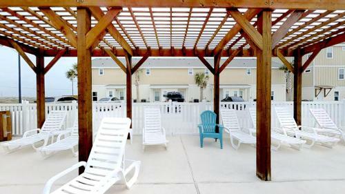 Catalina Island-14914 Two-bedroom Holiday Home