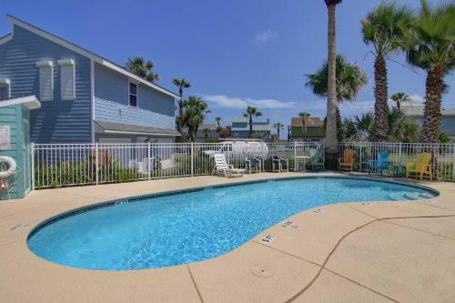 Coastal Casa (lost Colony #24) Home