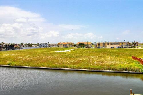 Apartamento Mystic Harbor Condos