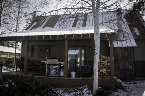 Den Of The Seven Bears Home