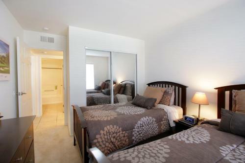 Apartamento Palm Lake Luxury Condo