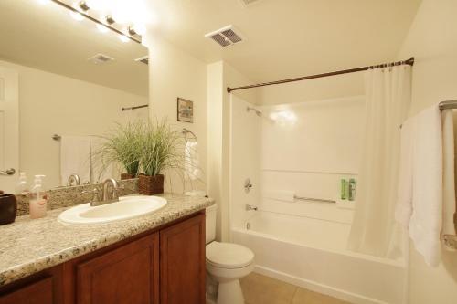 Apartamento Palm Lake Luxury Condo
