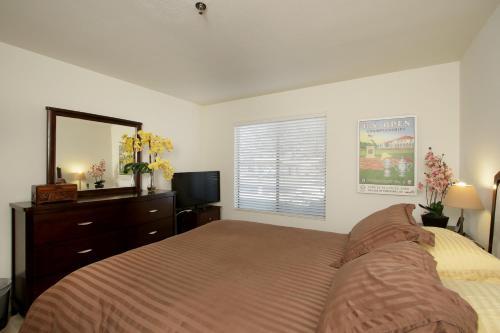 Apartamento Palm Lake Luxury Condo