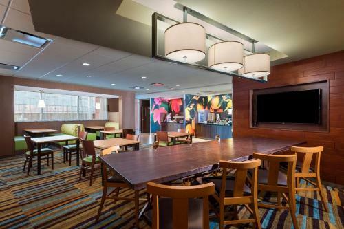 Hotel Fairfield Inn & Suites By Marriott Palm Desert