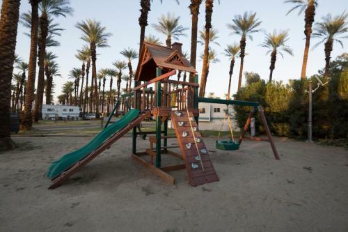 Palm Springs Camping Resort Cabin 5