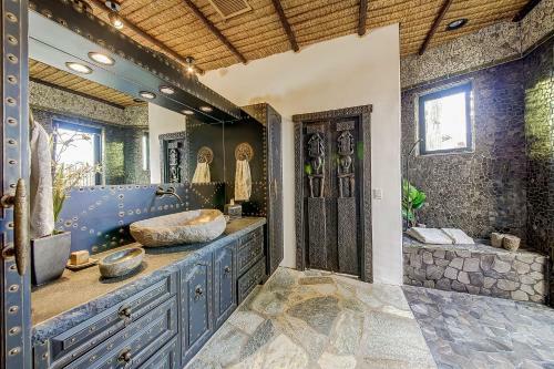 Apartamento 3br Balinese Themed Home
