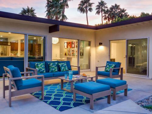 Under The Palms - 3 Bedroom
