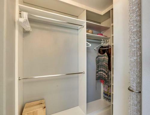 Sun Palace-mt Vw-pool-4br/2ba