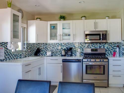 Franky's Hideaway - 4 Bedroom