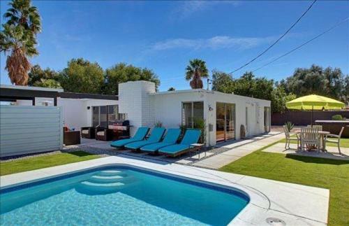 Moondog House-mt Vw-3br/2ba