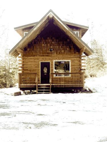 Ak Vacation Cabins / Woodland Hollow Log Cabin
