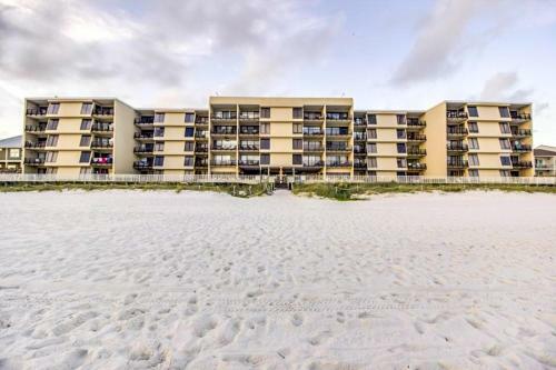 Gulf Gate 208