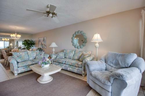 Gulf Gate 402