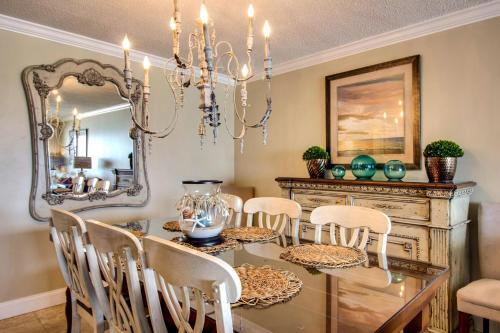 Gulf Gate Unit #212