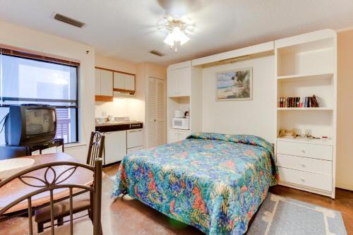 The Inn At St. Thomas Square #1203a