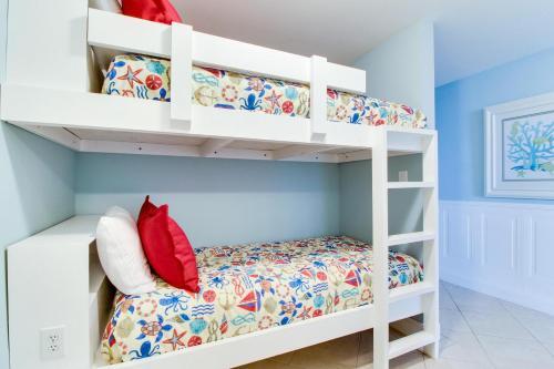 1404 Laketown Wharf