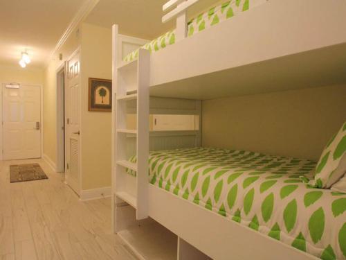 Emerald Beach Resort 0235
