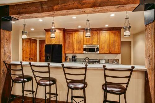 Silver Baron Lodge - One Bedroom Condo - Deer Valley