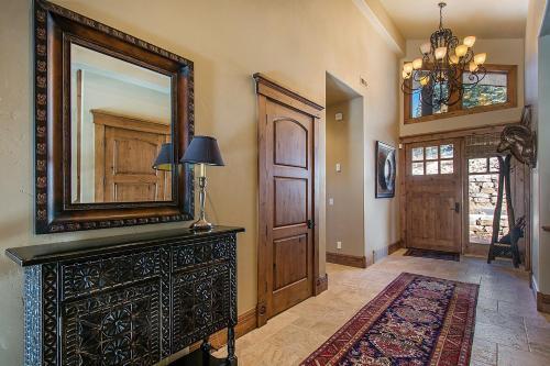 Villa Blacktail Lodge - Five Bedrooms