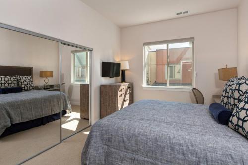 Apartamento Newpark Terrace Condo