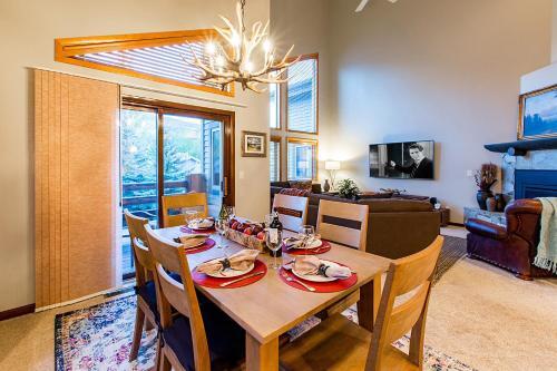 Stonebridge Ski Lodge Townhouse