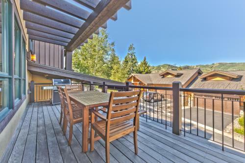 Deer Valley Lookout #26 Home