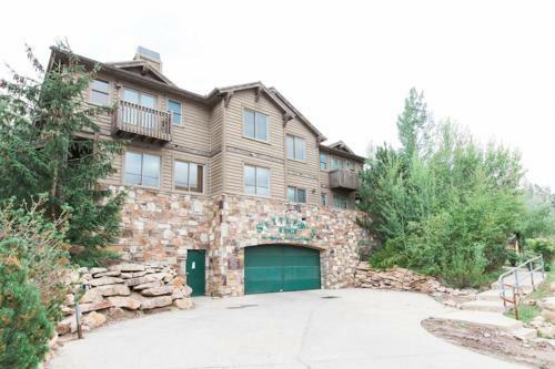 A Comfortable Park City Condo
