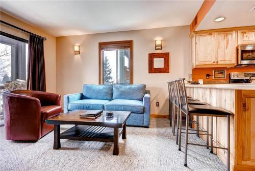 Apartamento Powder Pointe 201b