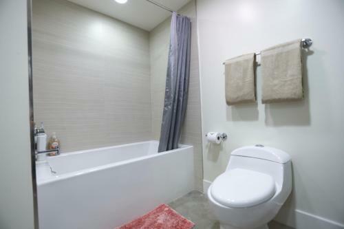 Apartamento Pasadena Walk To Convention Center