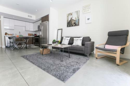 Apartamento Pasadena Walk To Convention Center