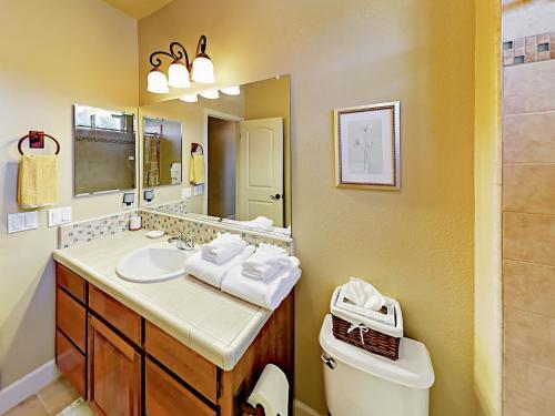 92 Navajo Ave Home