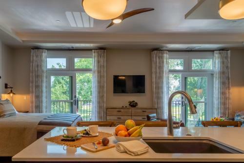 Paso Park Suite 201
