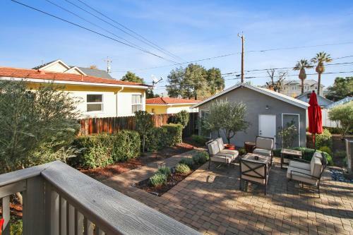 Olive Gate 1232