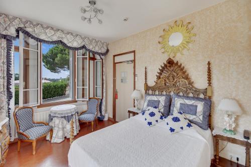 Hotel Ch�teau Le Me�-l�s�