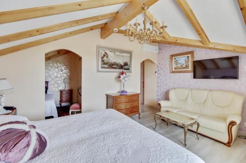 Hotel Ch�teau Le Me�-l�s�