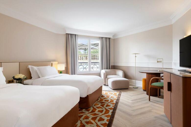 Tiara Ch�teau Hotel Mont Royal Chantilly