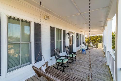 Carolina Corner Home