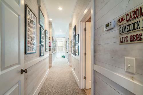 Carolina Corner Home
