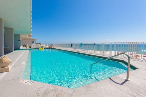 Apartamento Windemere Beachfront Unit 1006