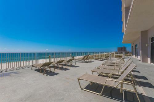 Apartamento Windemere Beachfront Unit 1006