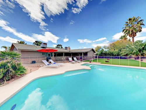 5630 E Waltann Lane Home